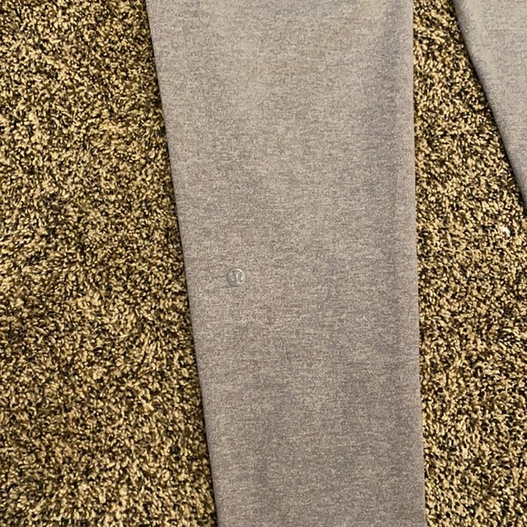Grey Lululemon Ankle Leggings - Picture 5 of 7